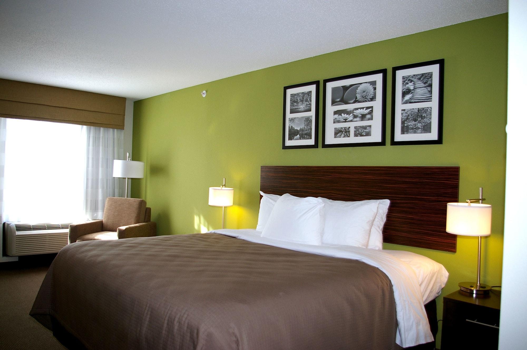 Sleep Inn & Suites Harbour Pointe Brandermill Exterior photo